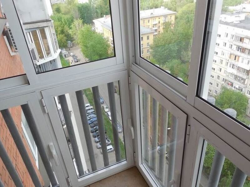 Холодное остекление балкона - фото 131